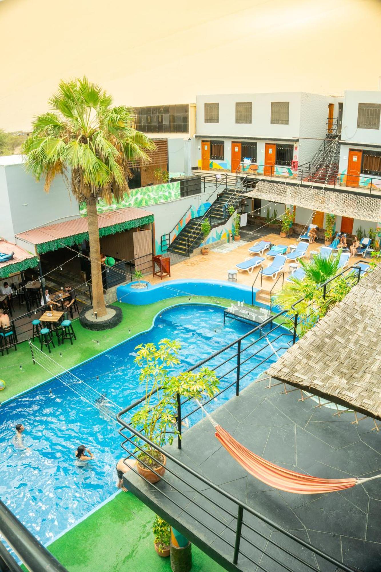 Wild Rover Huacachina 伊察 外观 照片