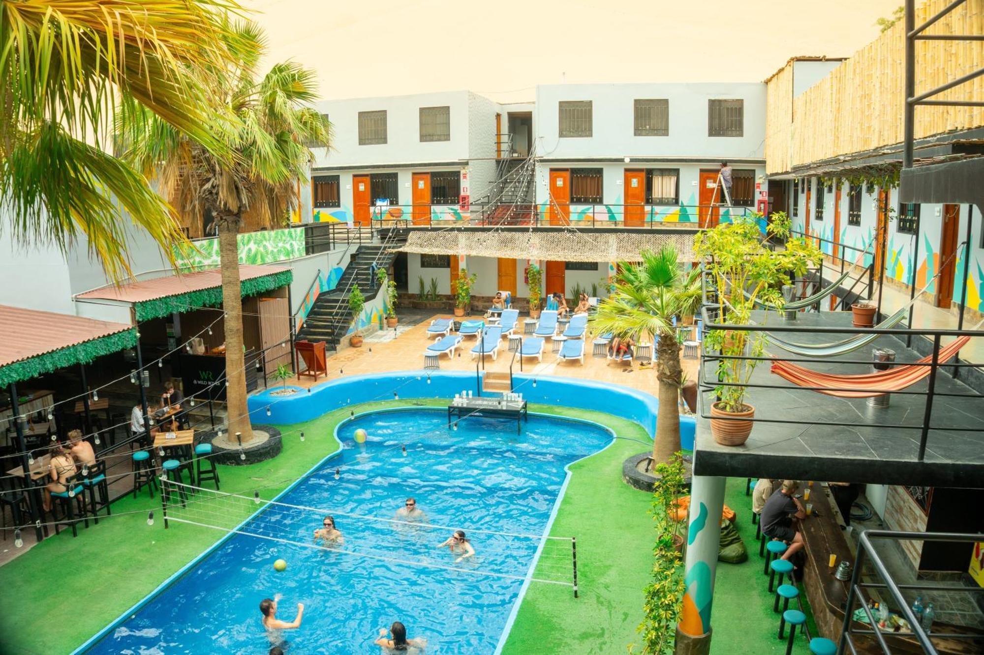 Wild Rover Huacachina 伊察 外观 照片