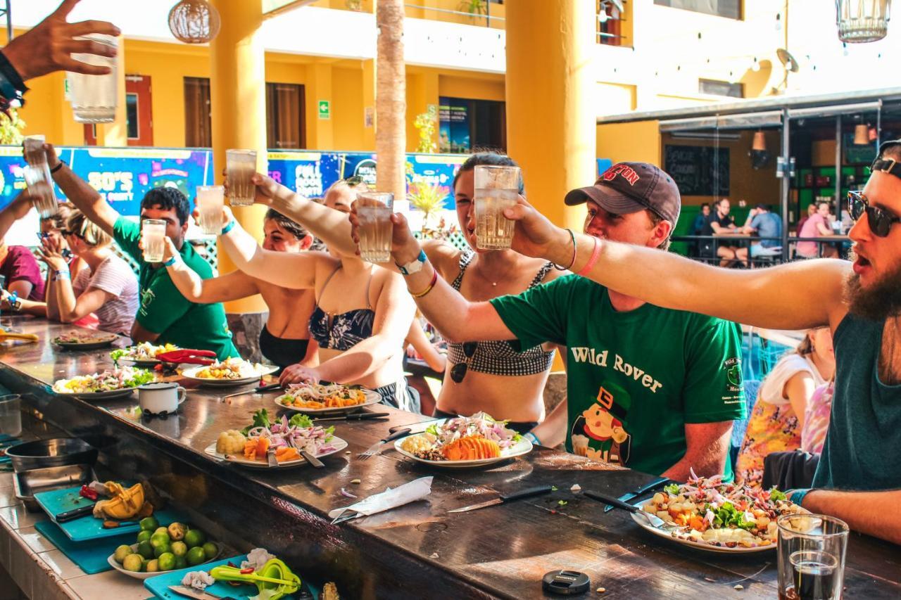 Wild Rover Huacachina 伊察 外观 照片
